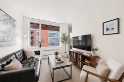 710-209 7th Avenue E Vancouver, BC V5T 0H3