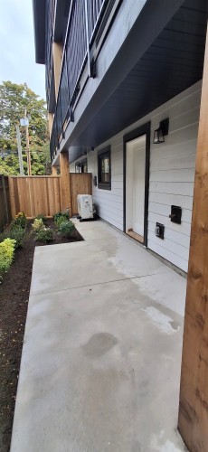 1-7087 Mary Avenue, Burnaby, BC 