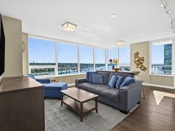2205-908 Quayside Drive New Westminster, BC V3M 0L4