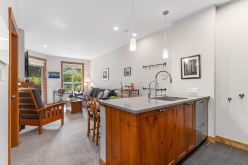 222-4660 Blackcomb Way, Whistler, BC 