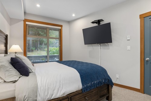 222-4660 Blackcomb Way, Whistler, BC 