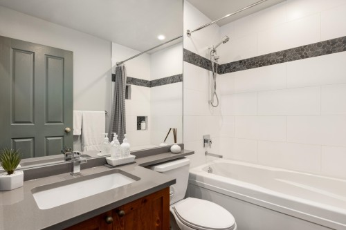 222-4660 Blackcomb Way, Whistler, BC 