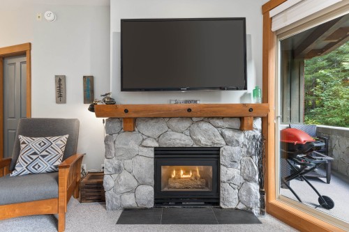 222-4660 Blackcomb Way, Whistler, BC 