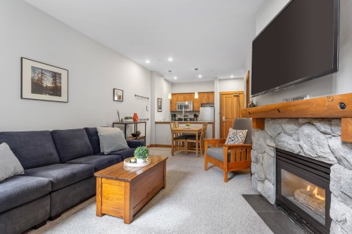 222-4660 Blackcomb Way, Whistler, BC 