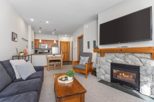 222-4660 Blackcomb Way, Whistler, BC 