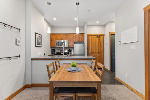 222-4660 Blackcomb Way, Whistler, BC 