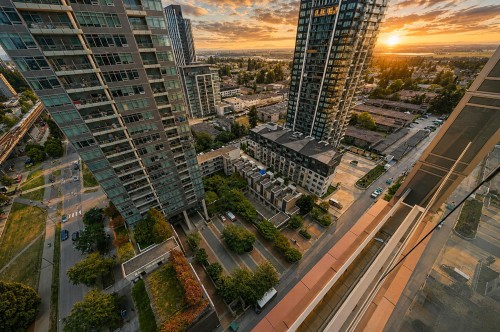 2004-4458 Beresford Street, Burnaby, BC 