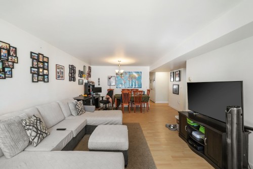 1683 Suffolk Avenue, Port Coquitlam, BC 