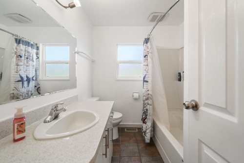1683 Suffolk Avenue, Port Coquitlam, BC 