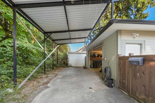 1683 Suffolk Avenue, Port Coquitlam, BC 