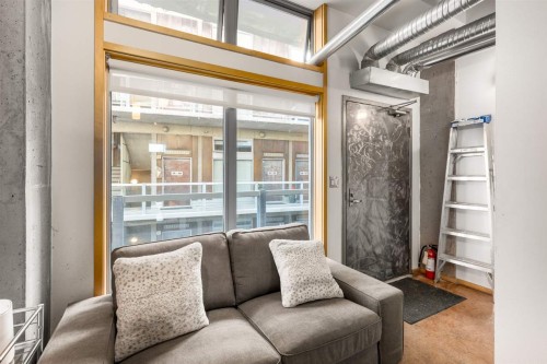 3XX-1529 6th Avenue W, Vancouver, BC V6J 1R1 2
