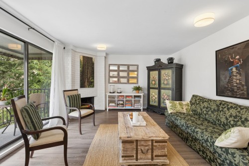 303-236 2Nd Street W, North Vancouver, BC 