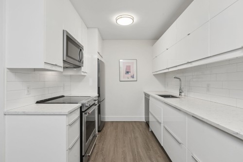 303-236 2Nd Street W, North Vancouver, BC 