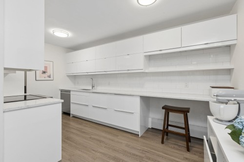303-236 2Nd Street W, North Vancouver, BC 