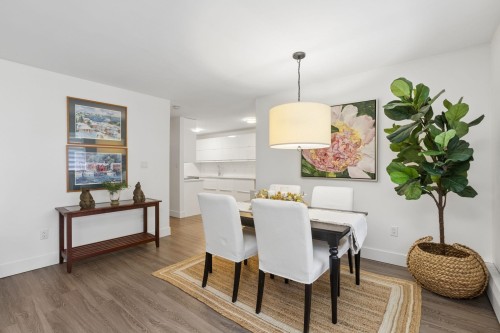 303-236 2Nd Street W, North Vancouver, BC 