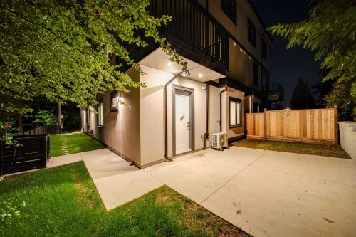 1-8408 17Th Avenue, Burnaby, BC 