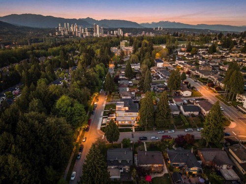 1-8408 17Th Avenue, Burnaby, BC 
