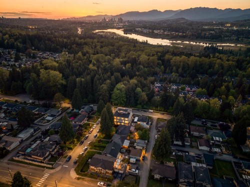 1-8408 17Th Avenue, Burnaby, BC 
