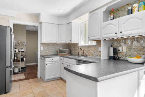 38248 Hemlock Avenue, Squamish, BC 