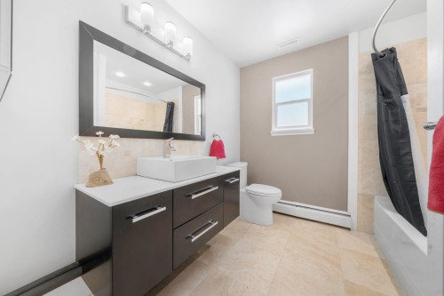 38248 Hemlock Avenue, Squamish, BC 