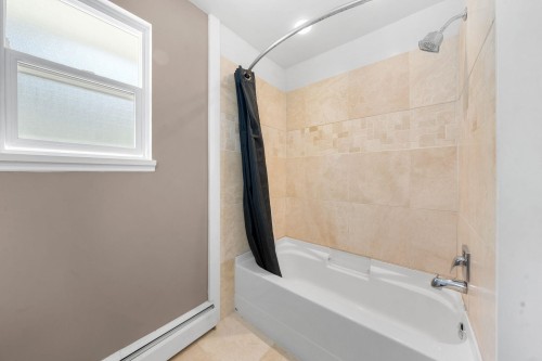 38248 Hemlock Avenue, Squamish, BC 