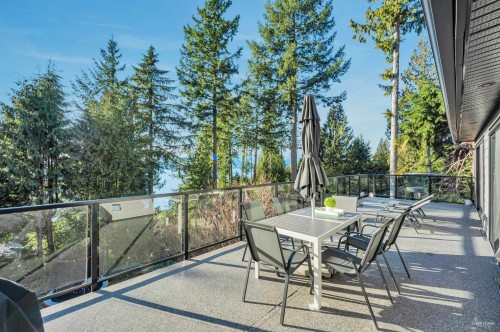 130 Oceanview Place, Lions Bay, BC 