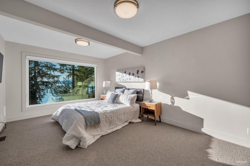 130 Oceanview Place, Lions Bay, BC 