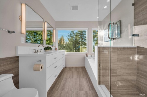 130 Oceanview Place, Lions Bay, BC 