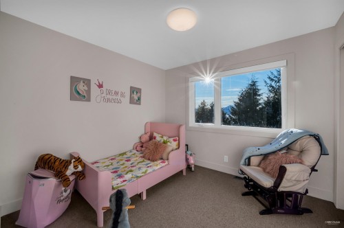 130 Oceanview Place, Lions Bay, BC 