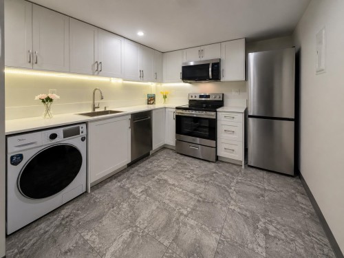 130 Oceanview Place, Lions Bay, BC 