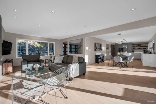130 Oceanview Place, Lions Bay, BC 