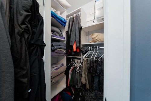 960 Renfrew Street, Vancouver, BC 