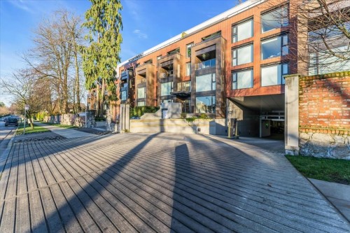 607-1571 57Th Avenue W, Vancouver, BC 