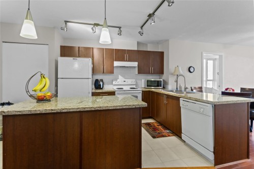 2109-1178 Heffley Crescent, Coquitlam, BC 