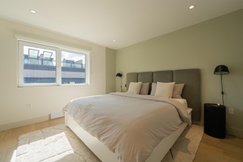 24-632 3Rd Street E, North Vancouver, BC 