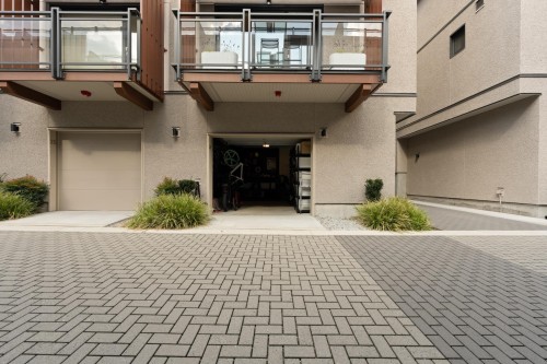 24-632 3Rd Street E, North Vancouver, BC 