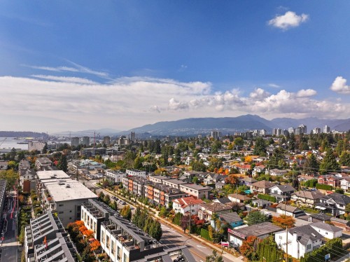 24-632 3Rd Street E, North Vancouver, BC 