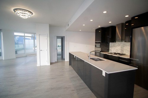 4104-1283 Howe Street , Vancouver, BC V6Z 0E3 3