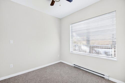 210-22290 North Avenue, Maple Ridge, BC 
