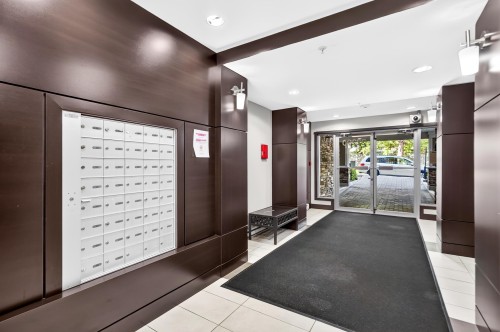 210-22290 North Avenue, Maple Ridge, BC 