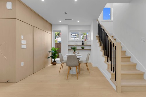 1-2888 6Th Avenue E, Vancouver, BC 