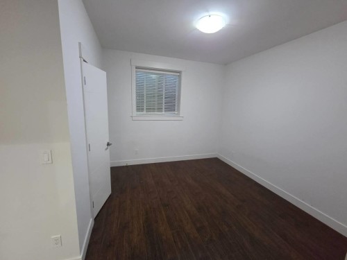 Lower-726 Delestre Avenue , Coquitlam, BC V3K 2G3 4