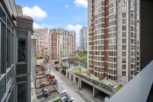 708-888 Homer Street, Vancouver, BC 