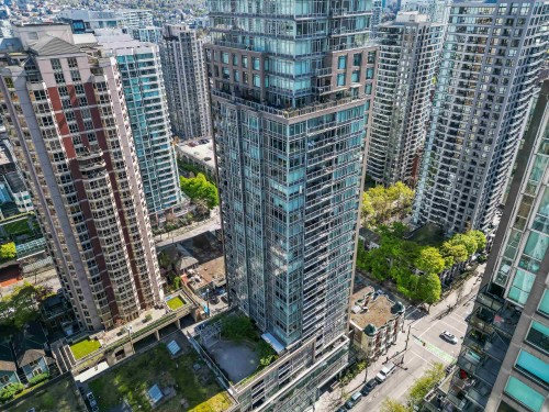 708-888 Homer Street, Vancouver, BC 