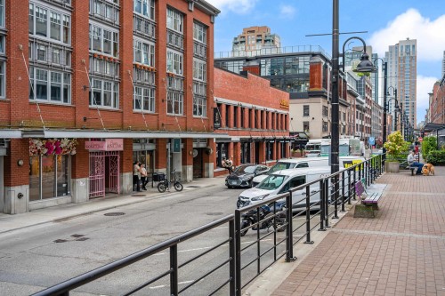708-888 Homer Street, Vancouver, BC 