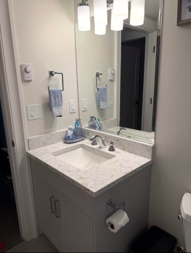 2000 Phillips Place, Burnaby, BC 