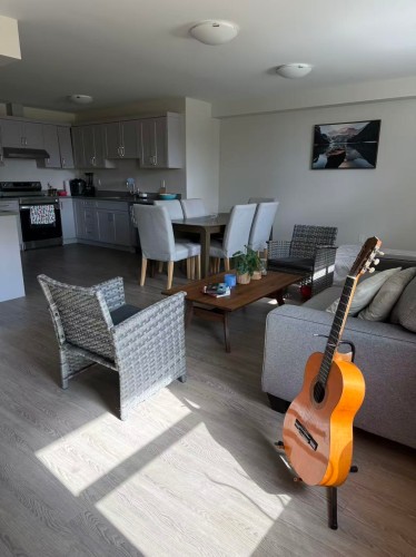 2000 Phillips Place, Burnaby, BC 