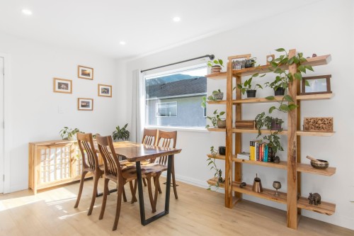 38012 Fifth Avenue, Squamish, BC 