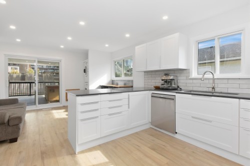 38012 Fifth Avenue, Squamish, BC 