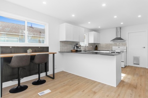 38012 Fifth Avenue, Squamish, BC 